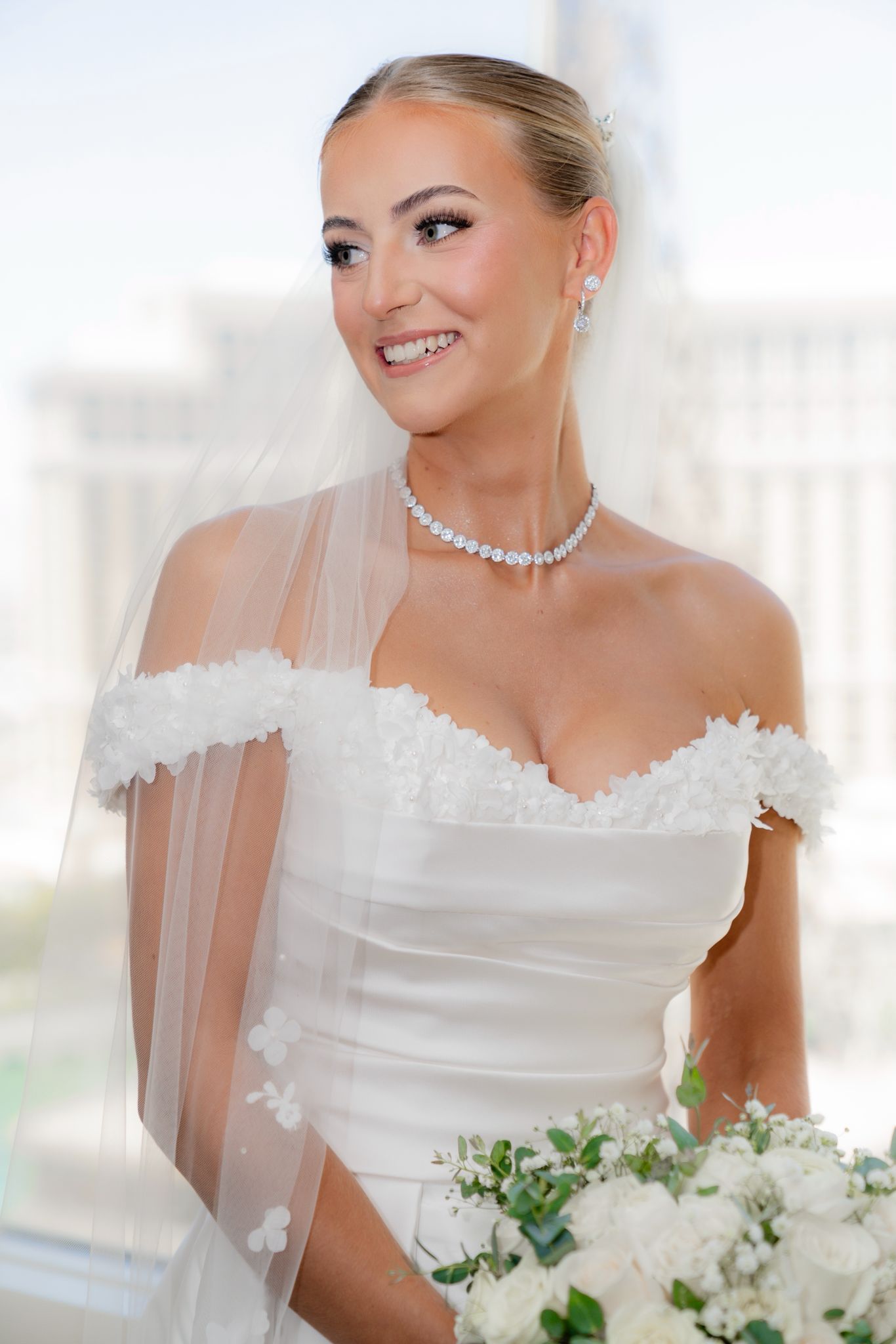 Blonde bridal beauty